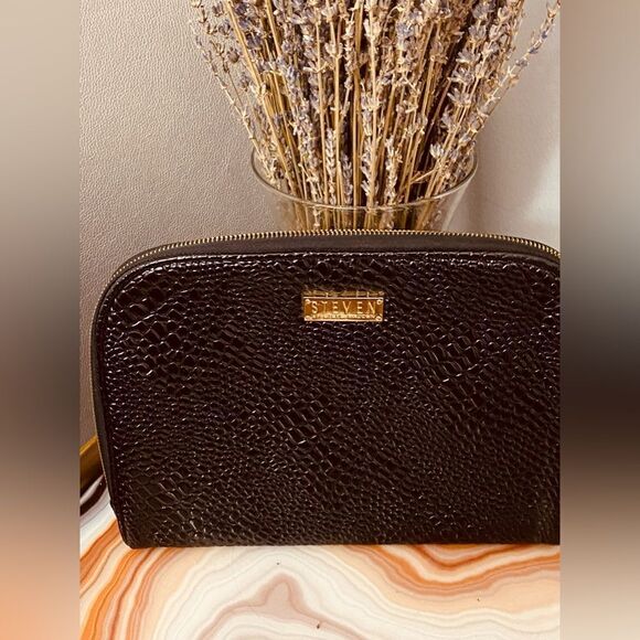 Steve Madden make up and travel bag - new no tag - Picture 1 of 7